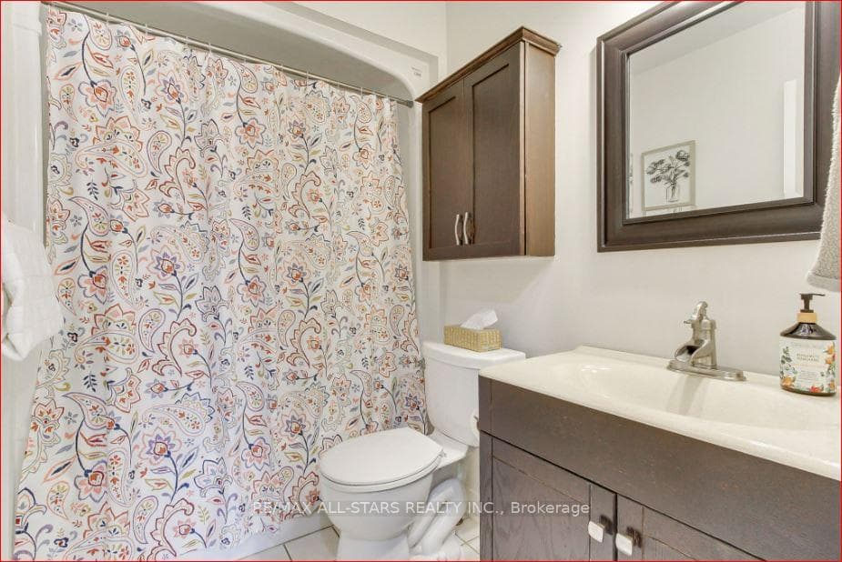 91 Kate Aitken Crescent photo 12