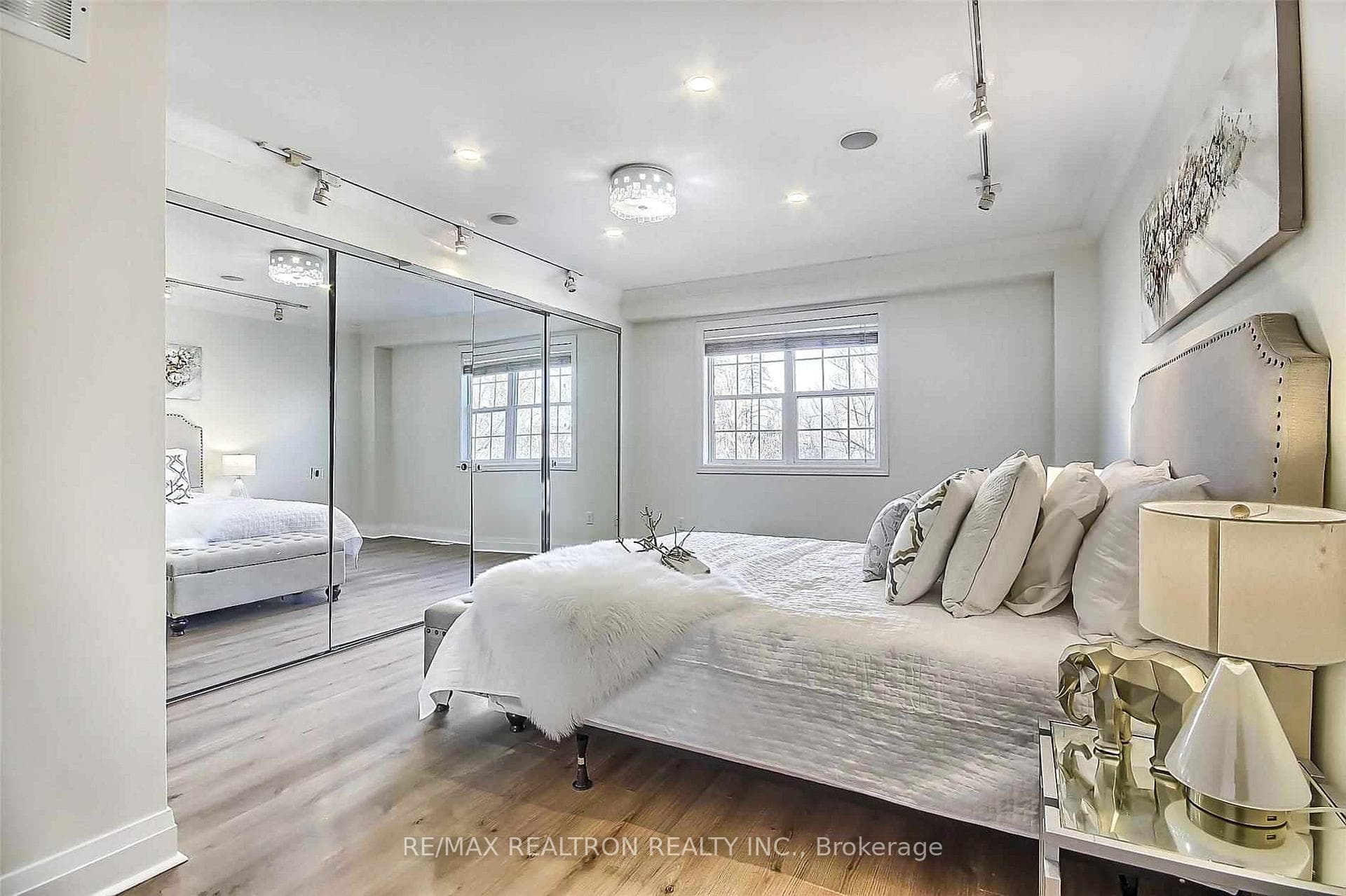 6 Leonard Street Unit 3 photo 9