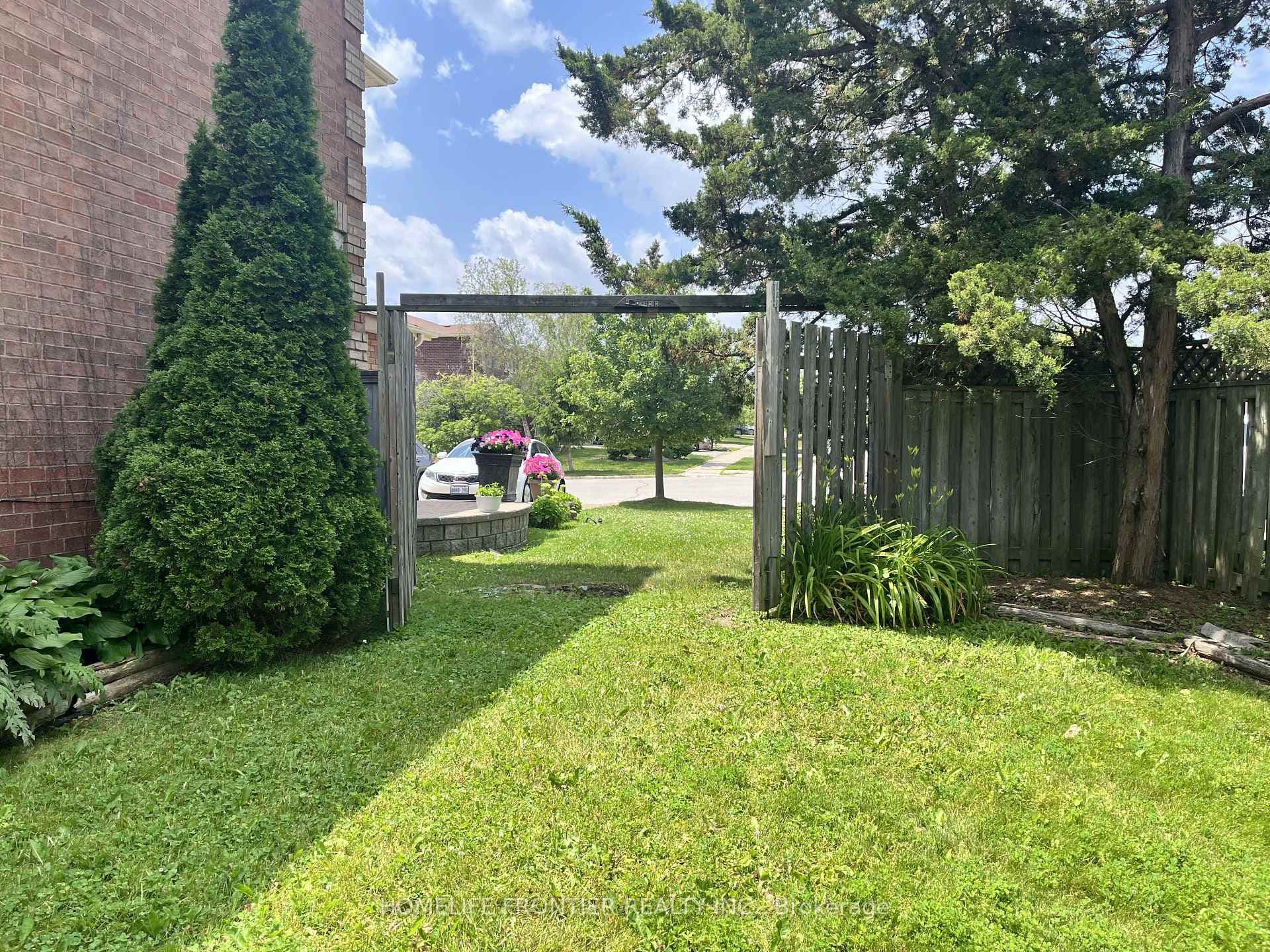 36 Tamara Drive photo 46