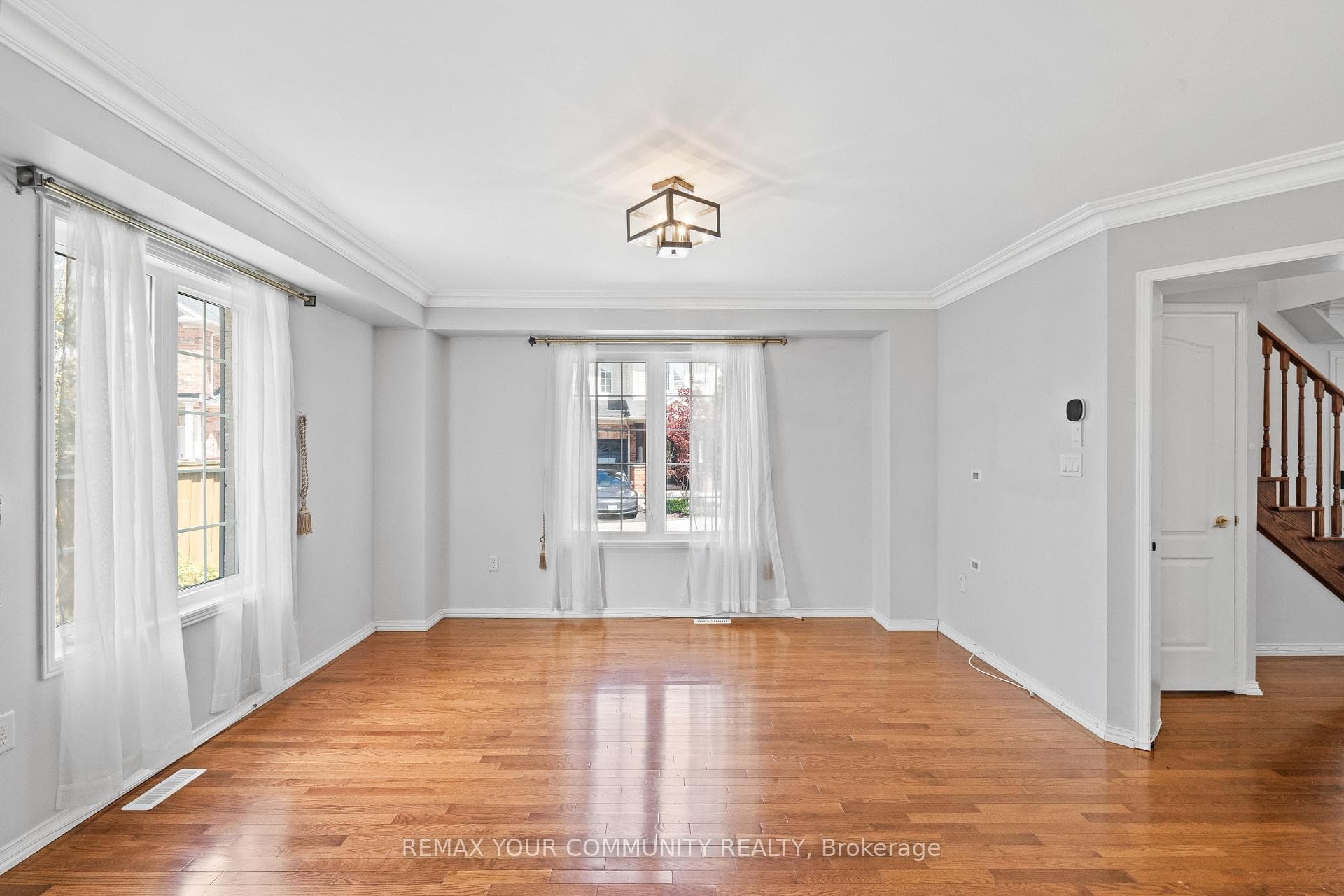 18 Telstar Way photo 11