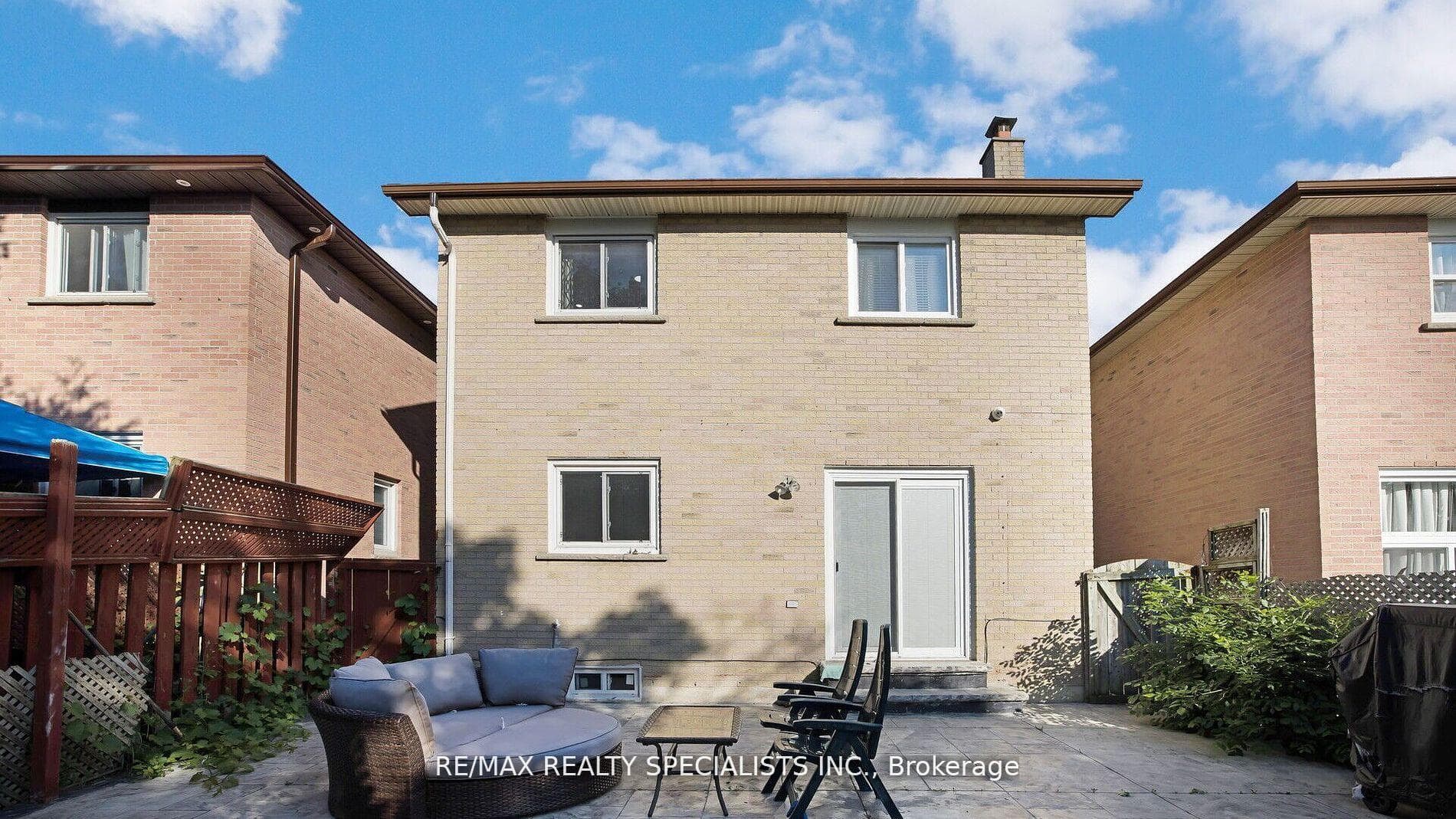 30 Bach Boulevard photo 39