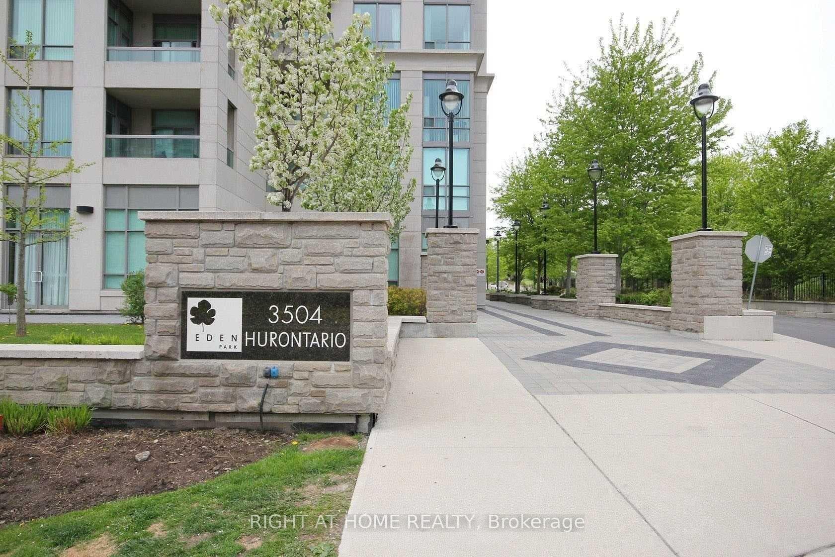 3504 Hurontario Street Unit 708 photo 4