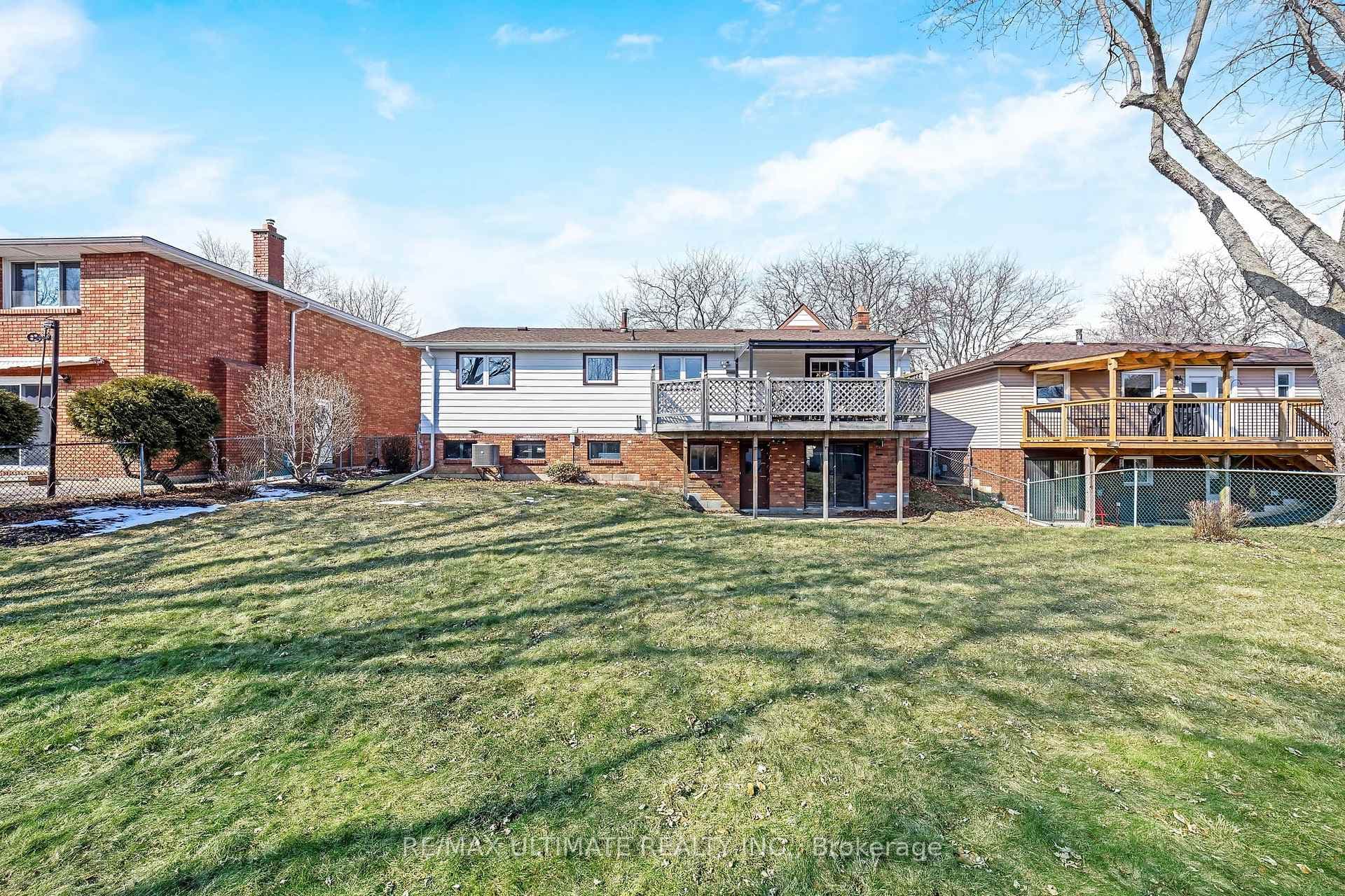 54 Debora Drive photo 40