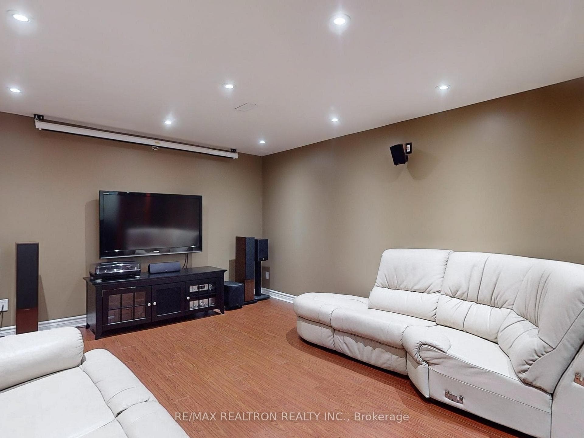 127 Snively Street photo 32