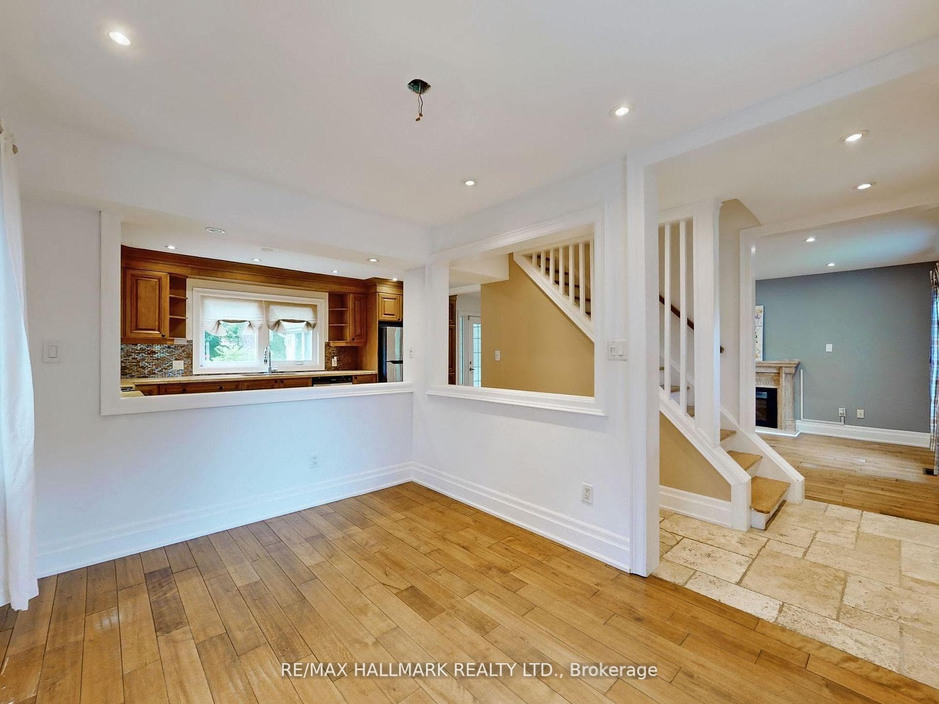86 Ruggles Avenue photo 6