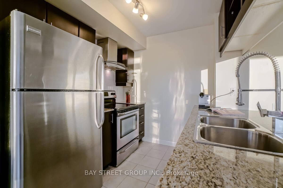 190 Borough Drive Unit 710 photo 14