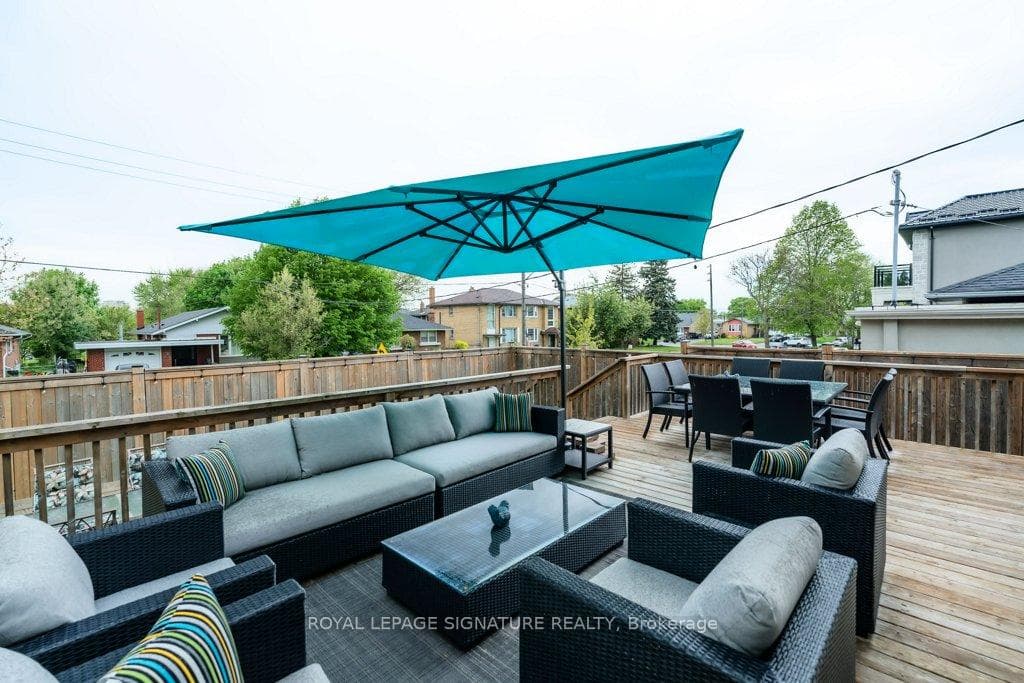 98 Wyndcliff Crescent photo 23