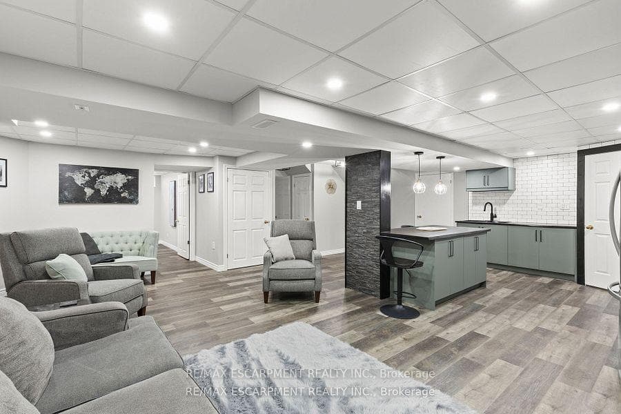 21 Tuscani Drive photo 24