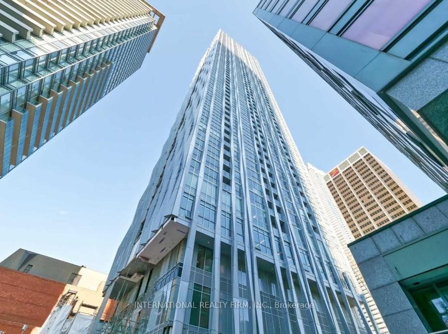1 Yorkville Avenue Unit 607 photo 1