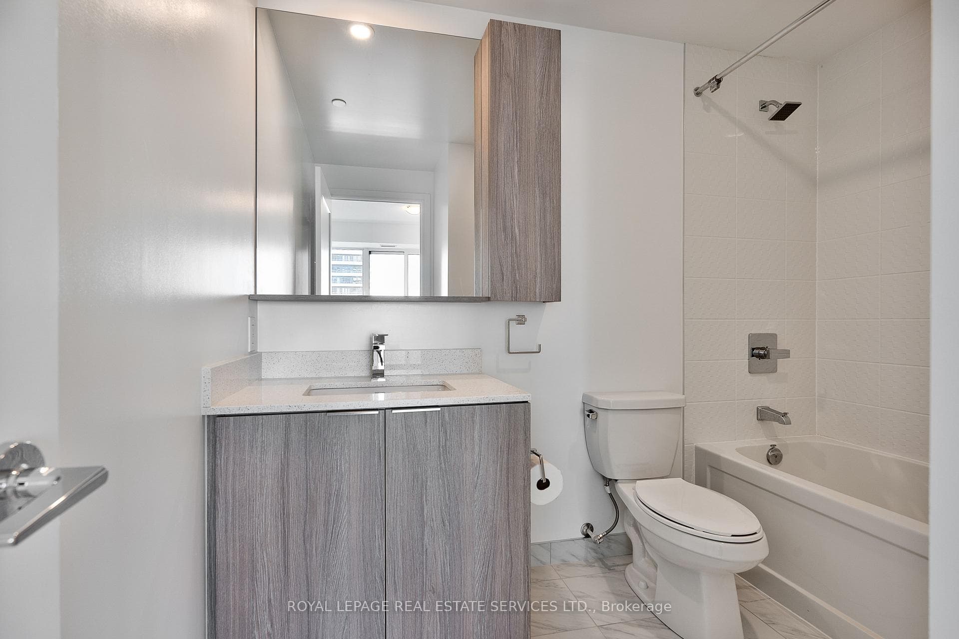 70 Annie Craig Drive Unit 4906 photo 15