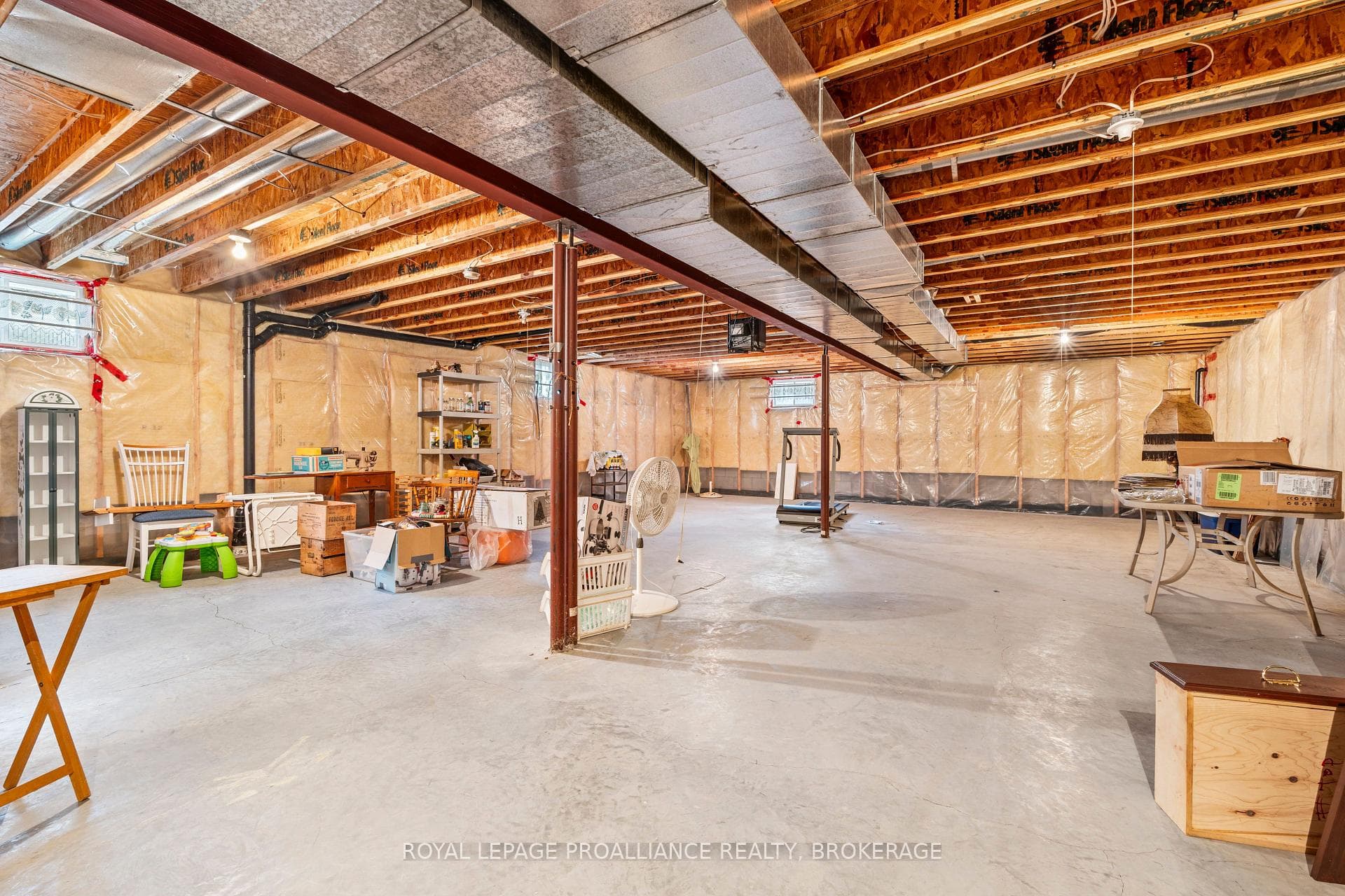 661 Roosevelt Drive photo 25
