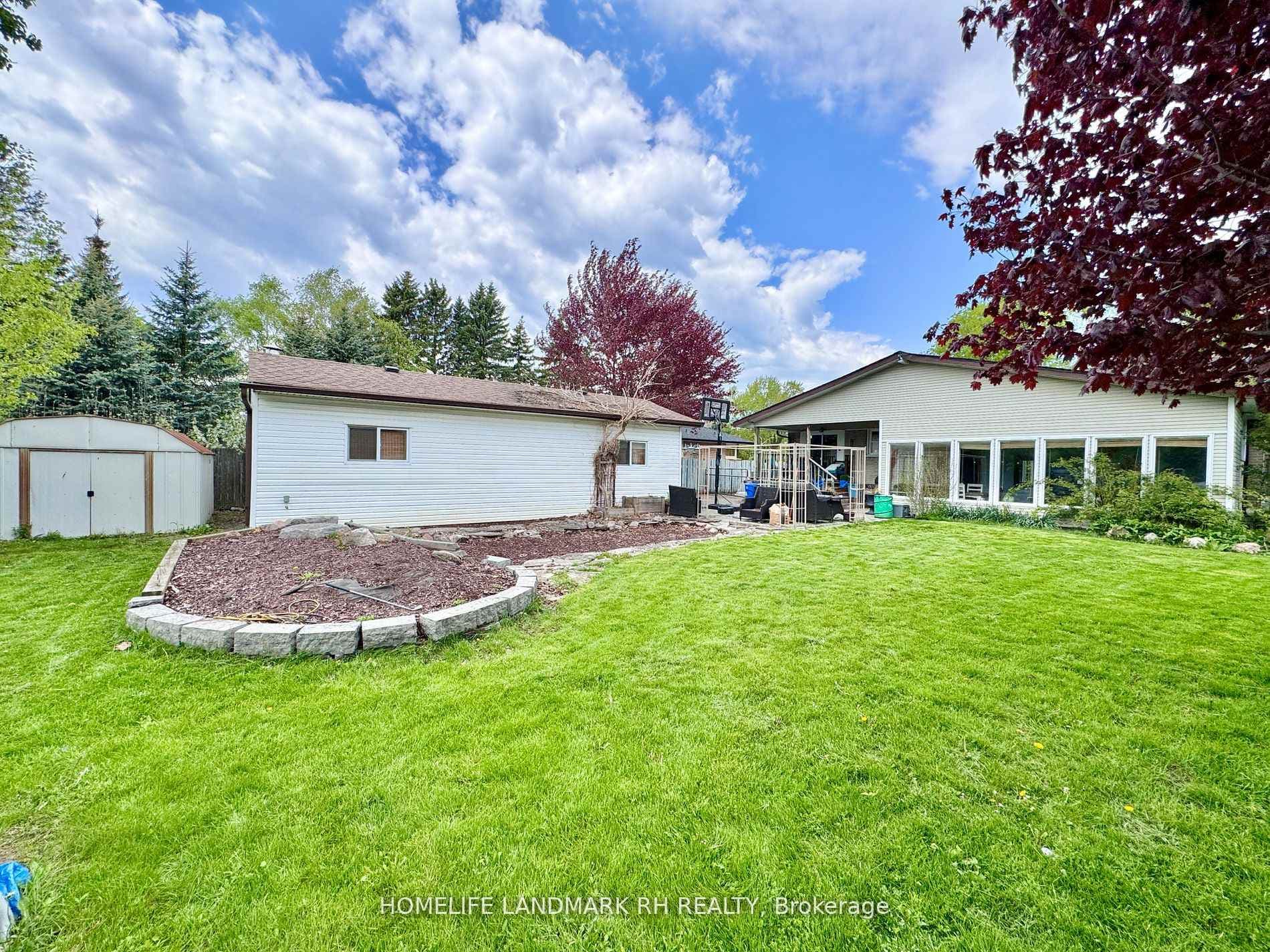 23 Willow Park Drive photo 28