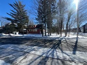 641 Tweedsmuir Avenue photo 11
