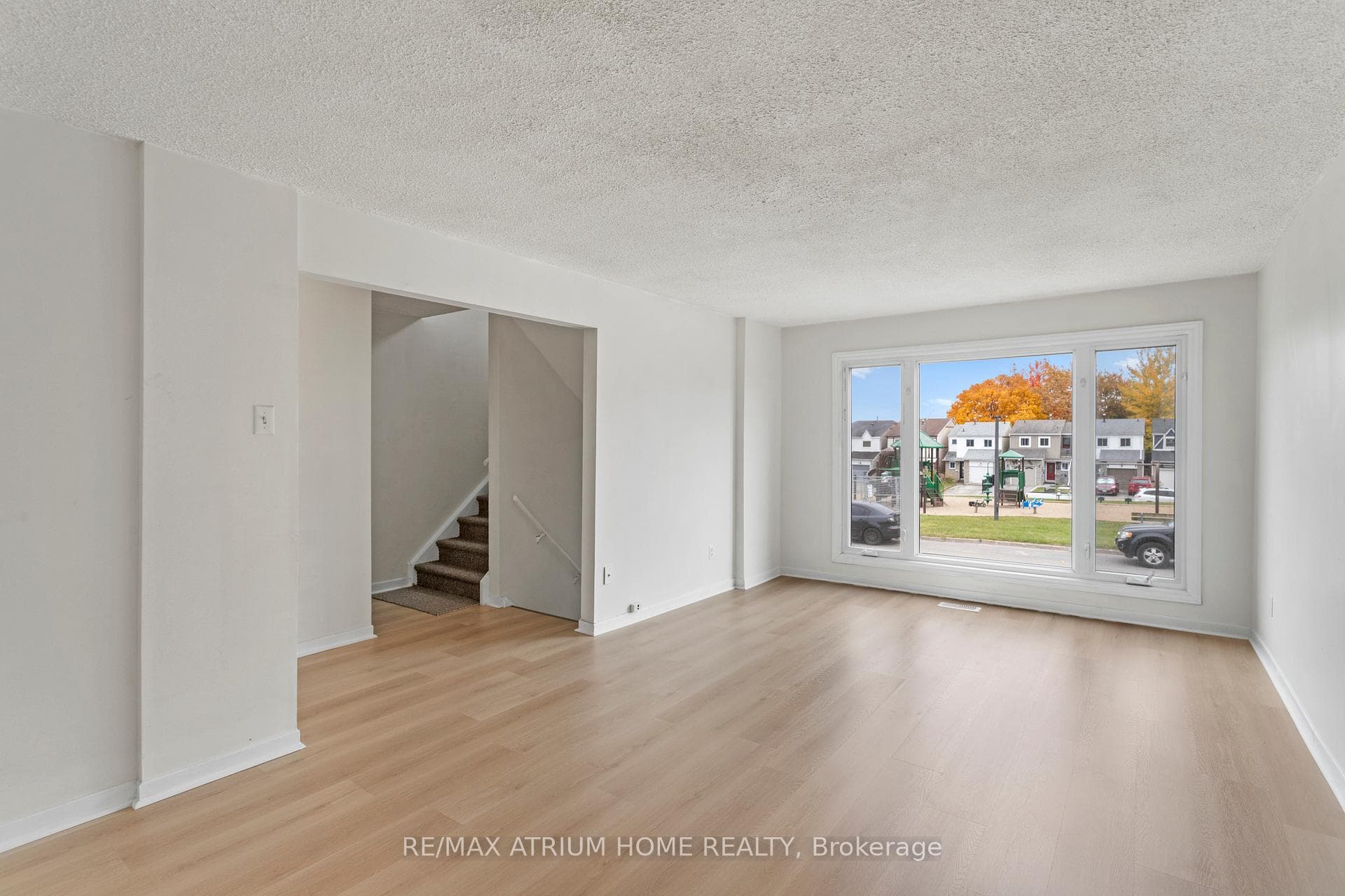 81 Robin Court photo 5