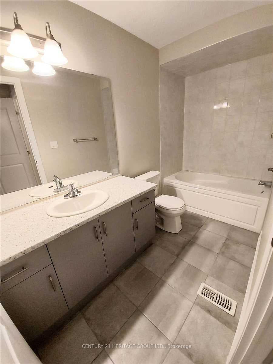 29 Bayonne Drive photo 12