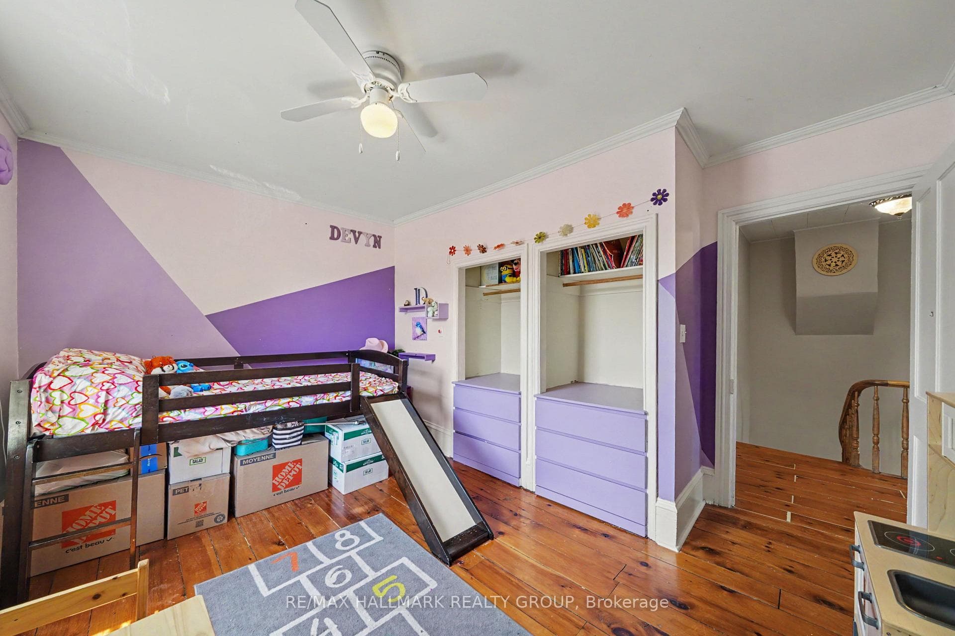 98 Drummond Street photo 25