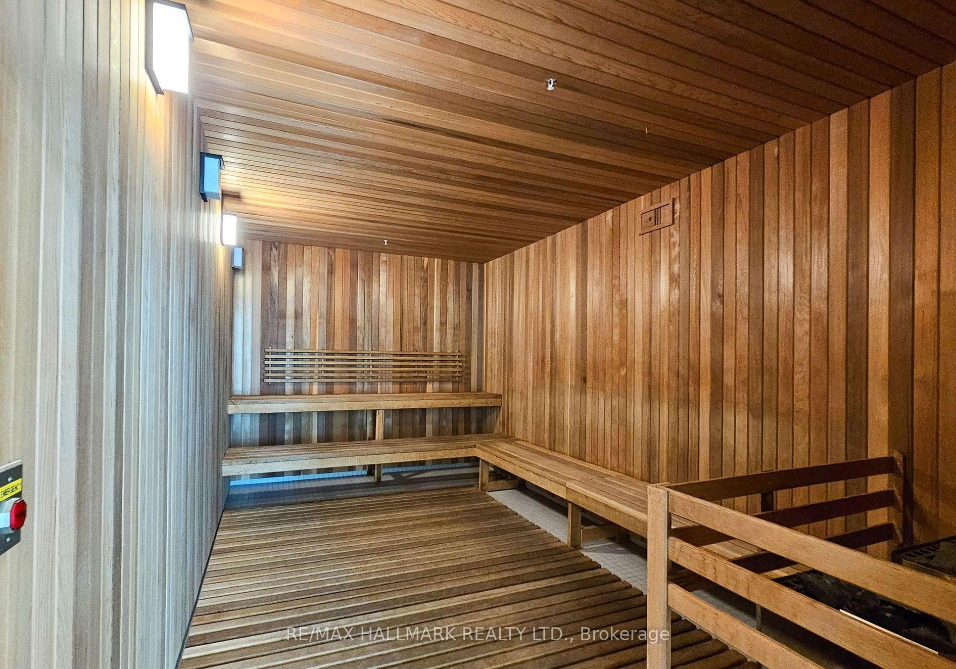 585 Bloor Street Unit 2618 photo 16