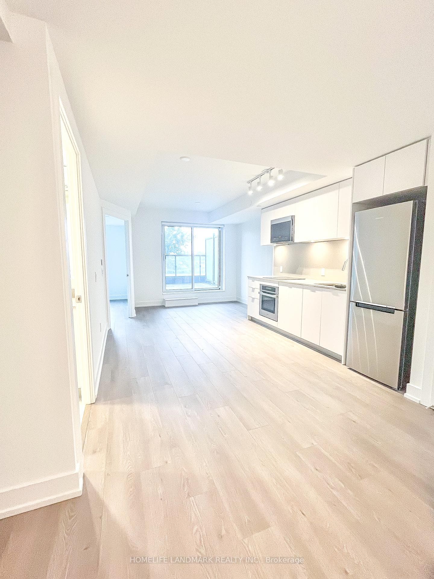 8 cedarland Drive Unit 310 photo 12