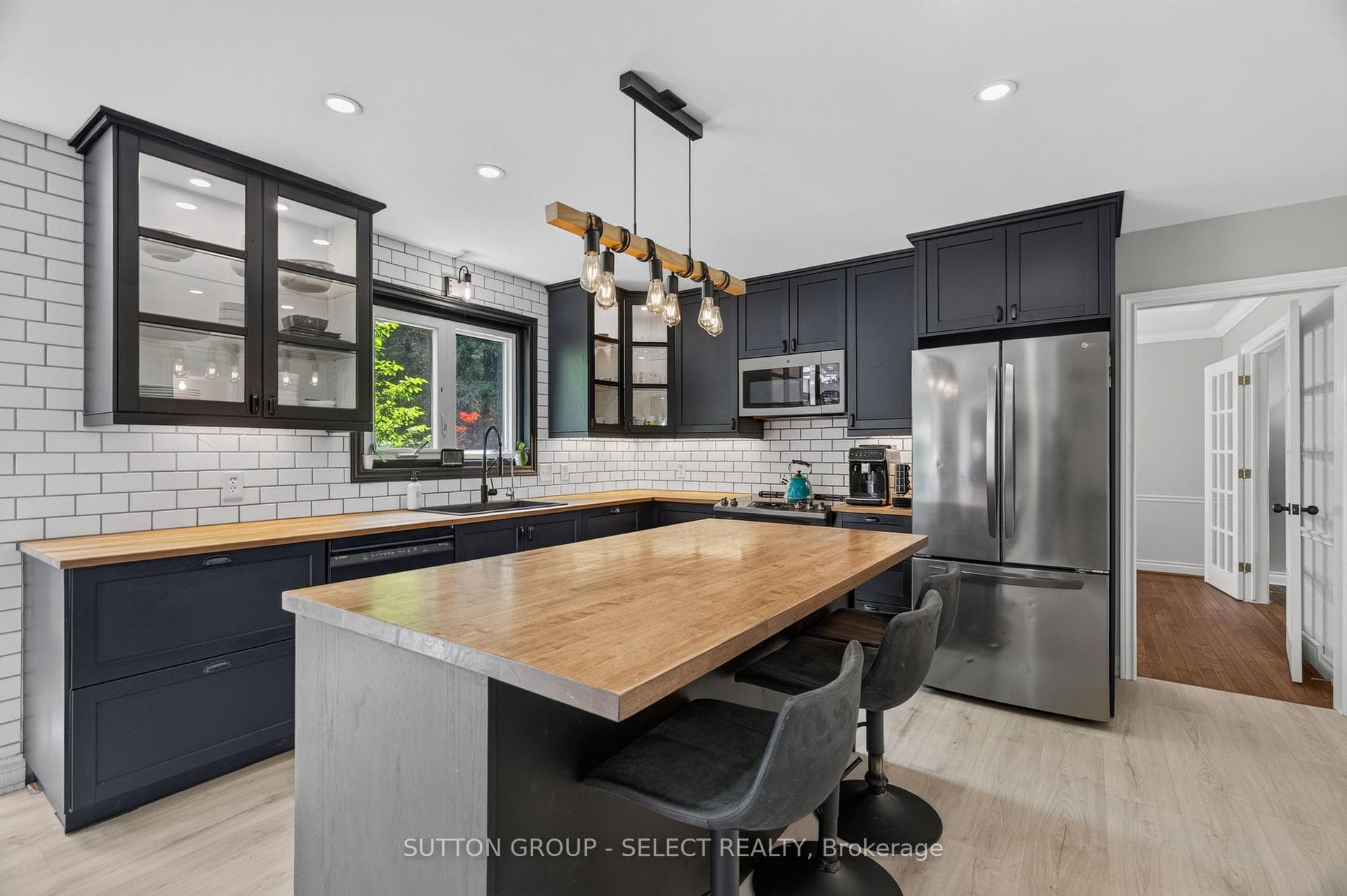 Modern Kitchen with included SS Appliances