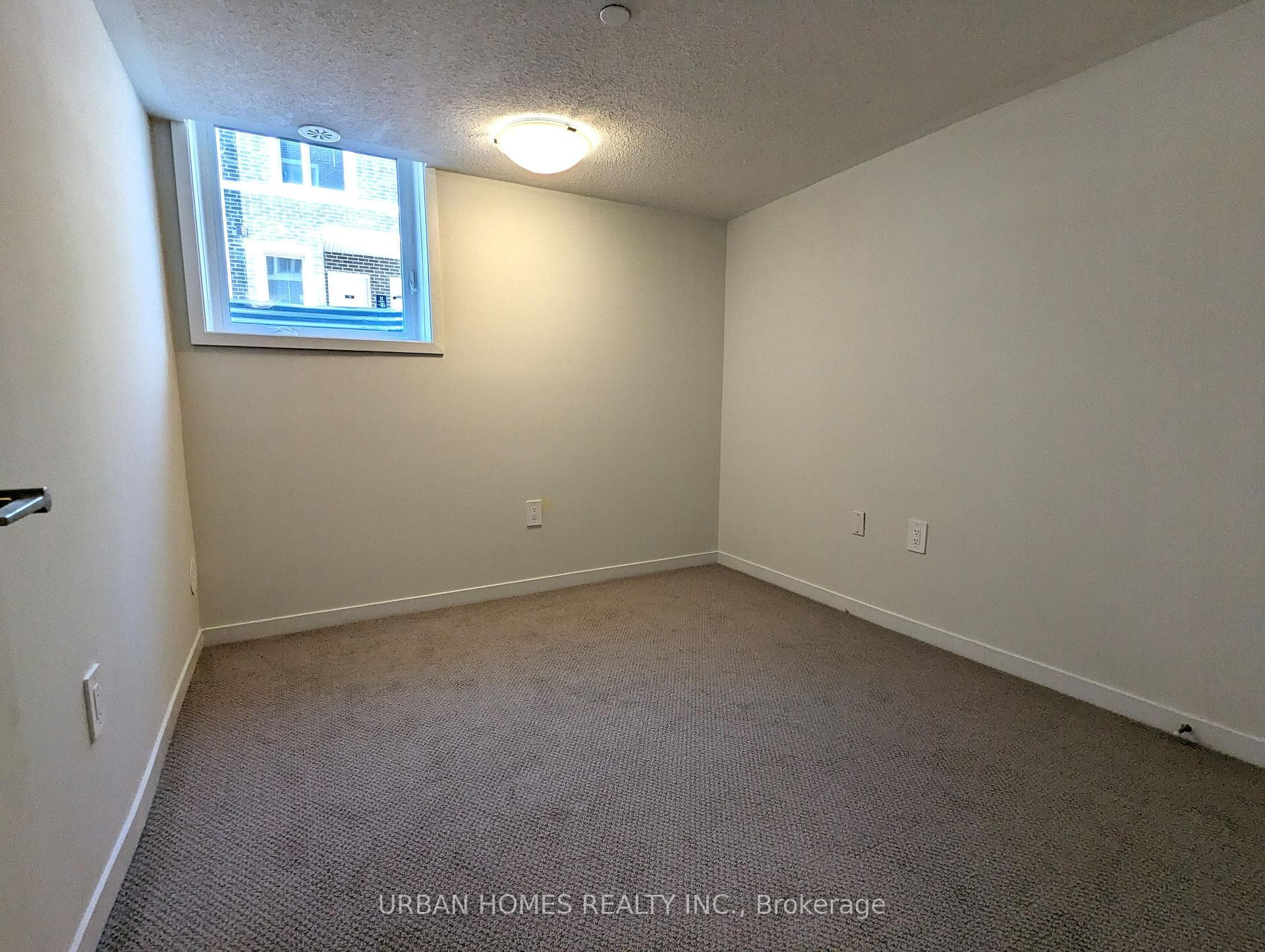 21 Honeycrisp Crescent Unit 28 photo 20