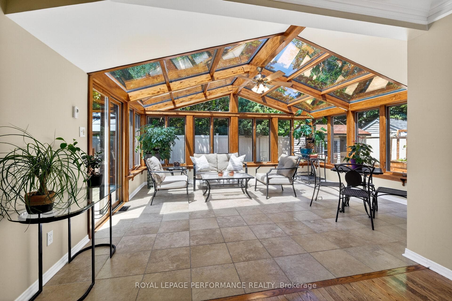 Spectacular 17'x14' Timber Frame 4 Season Sunroom