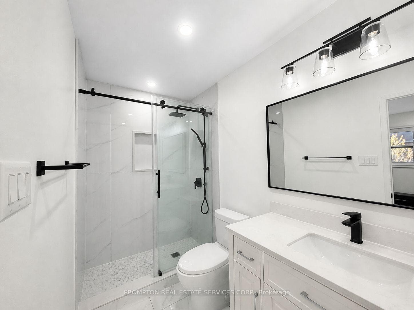 108 Parktree Drive photo 8