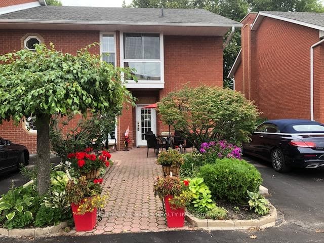 1 Sherwood Street Unit 204 photo 2