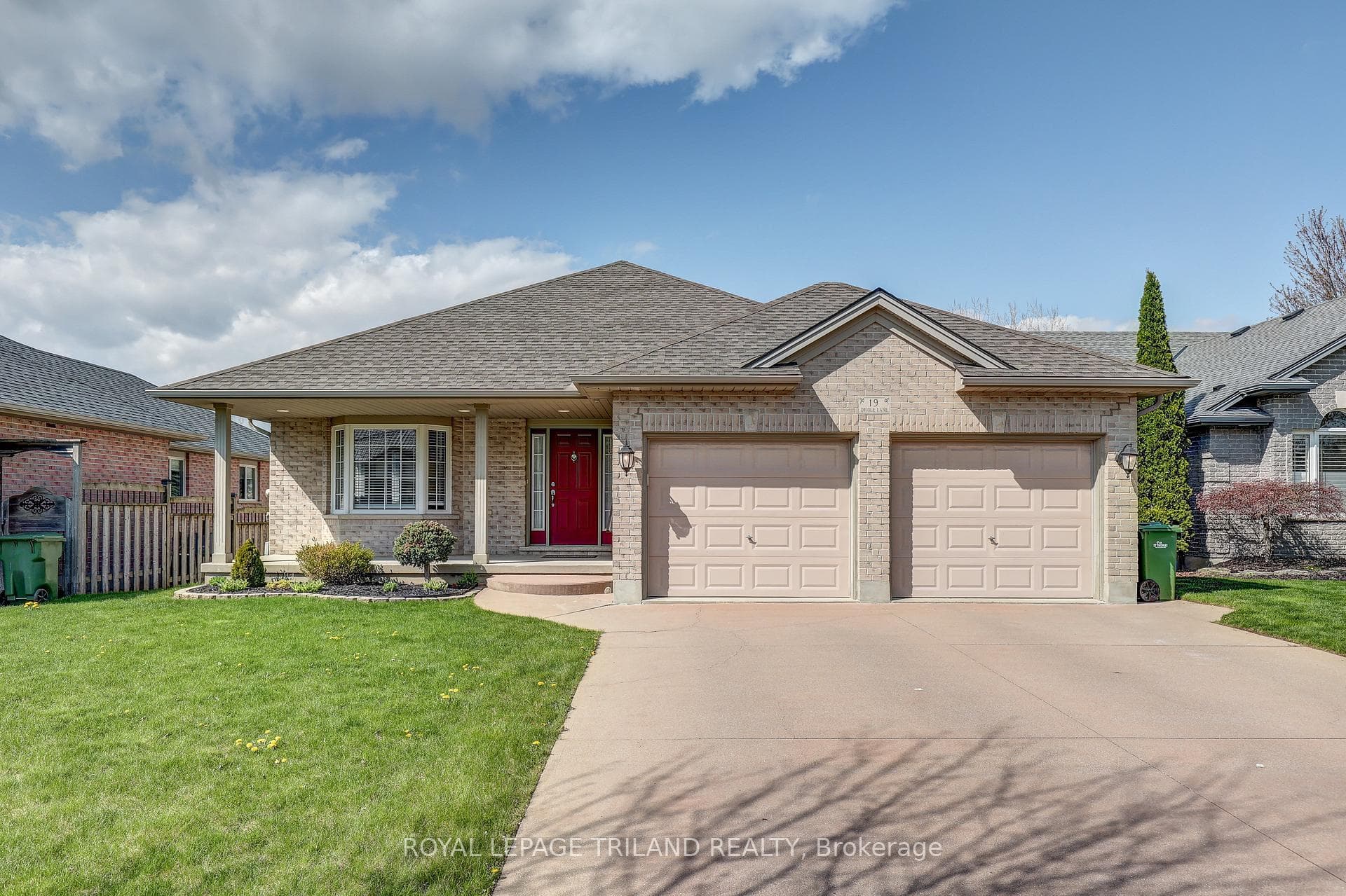 19 ORIOLE LANE, ST. THOMAS - FRONT