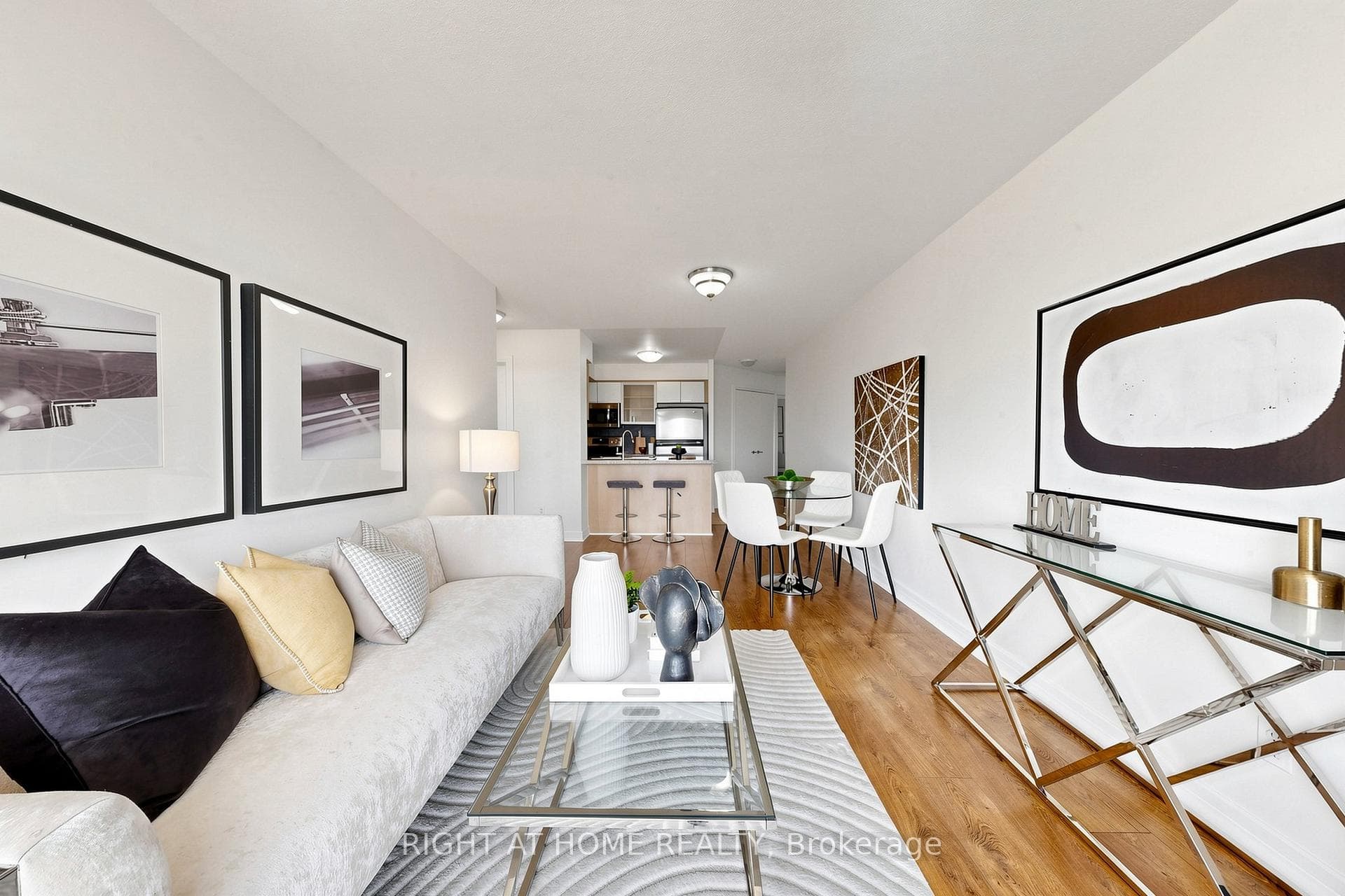 18 Harrison Garden Boulevard Unit 2308 photo 5