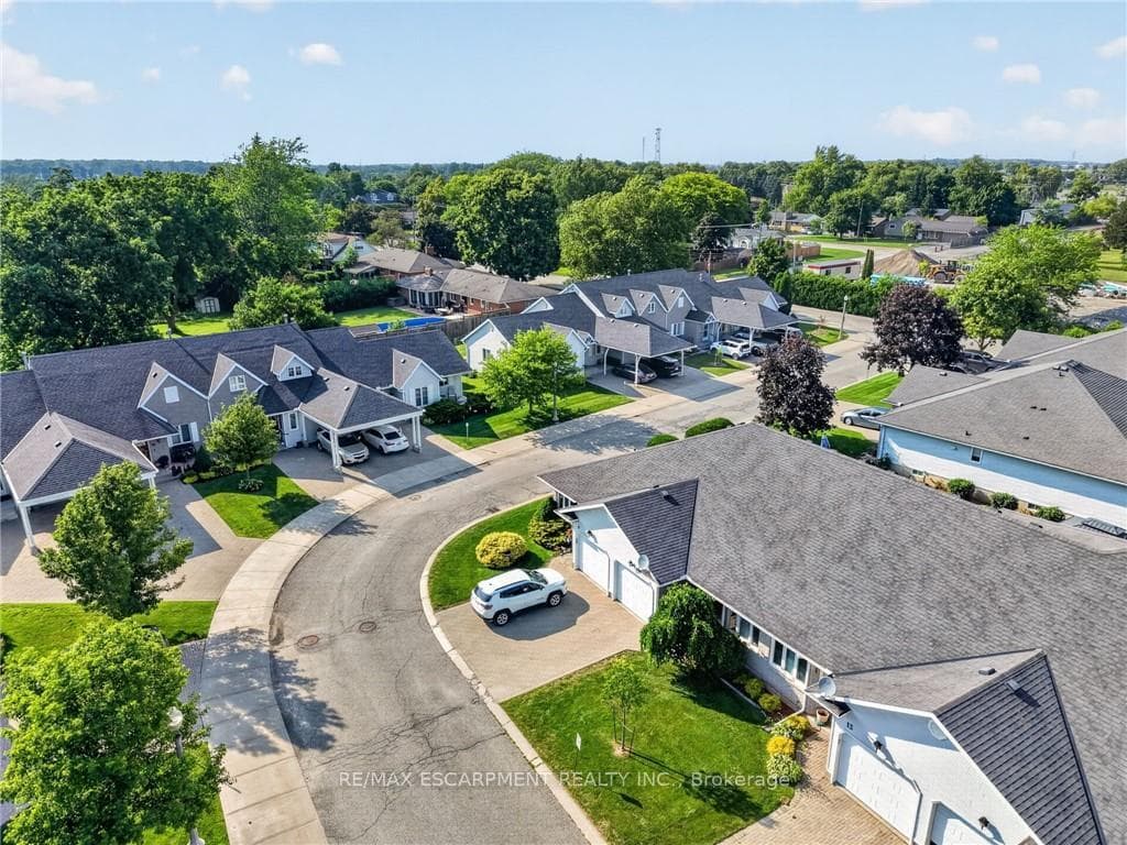 11 Garden Drive photo 36