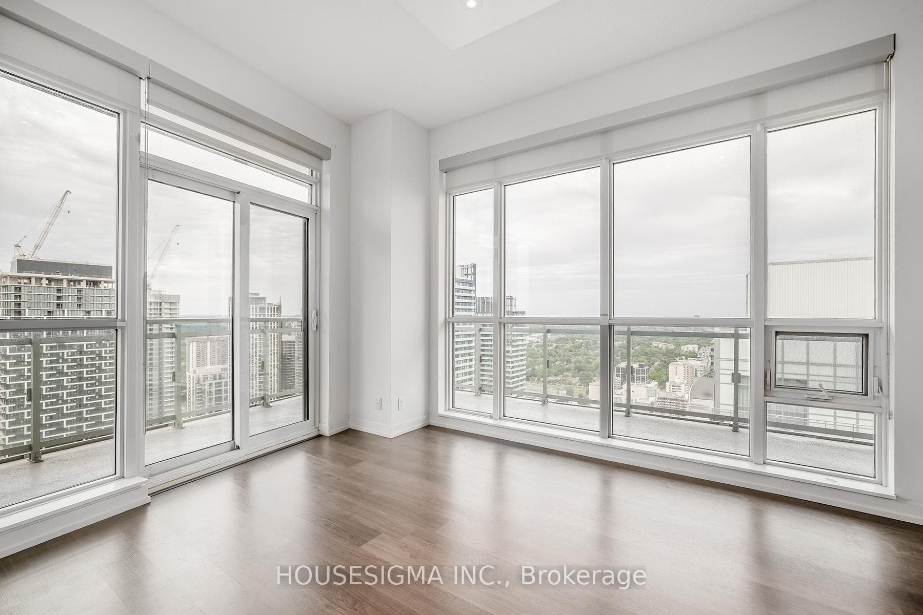 89 Dunfield Avenue Unit 3505 photo 7