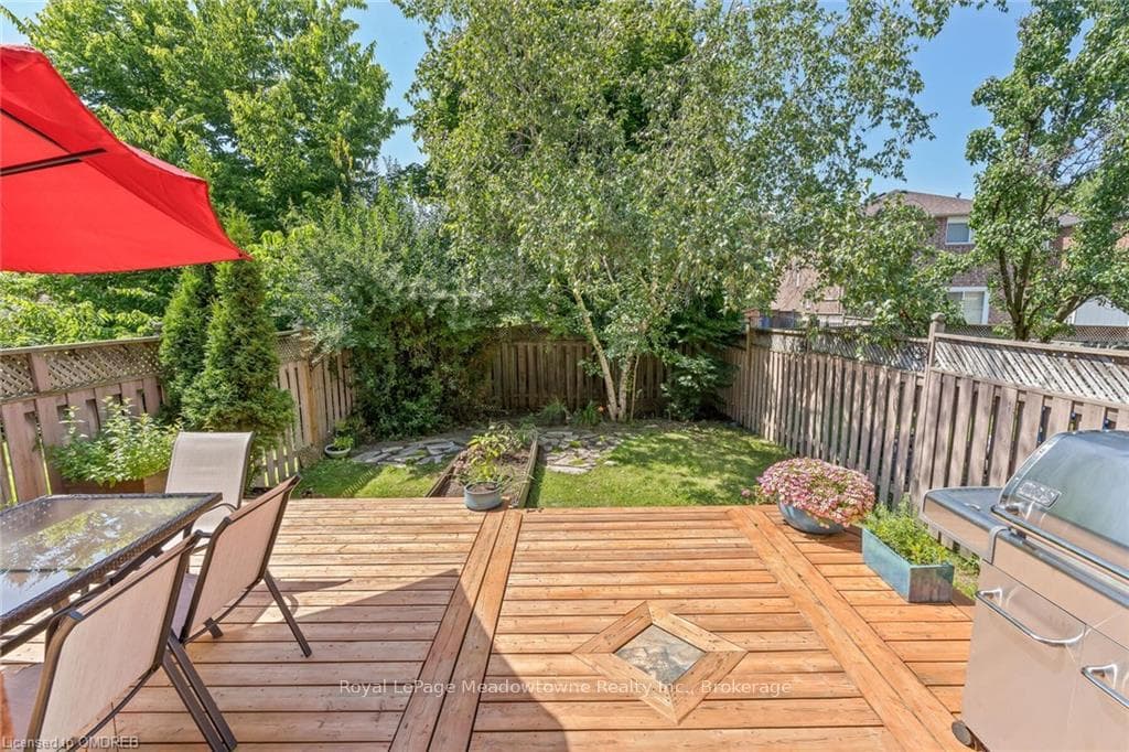 76 JAMES YOUNG Drive photo 31