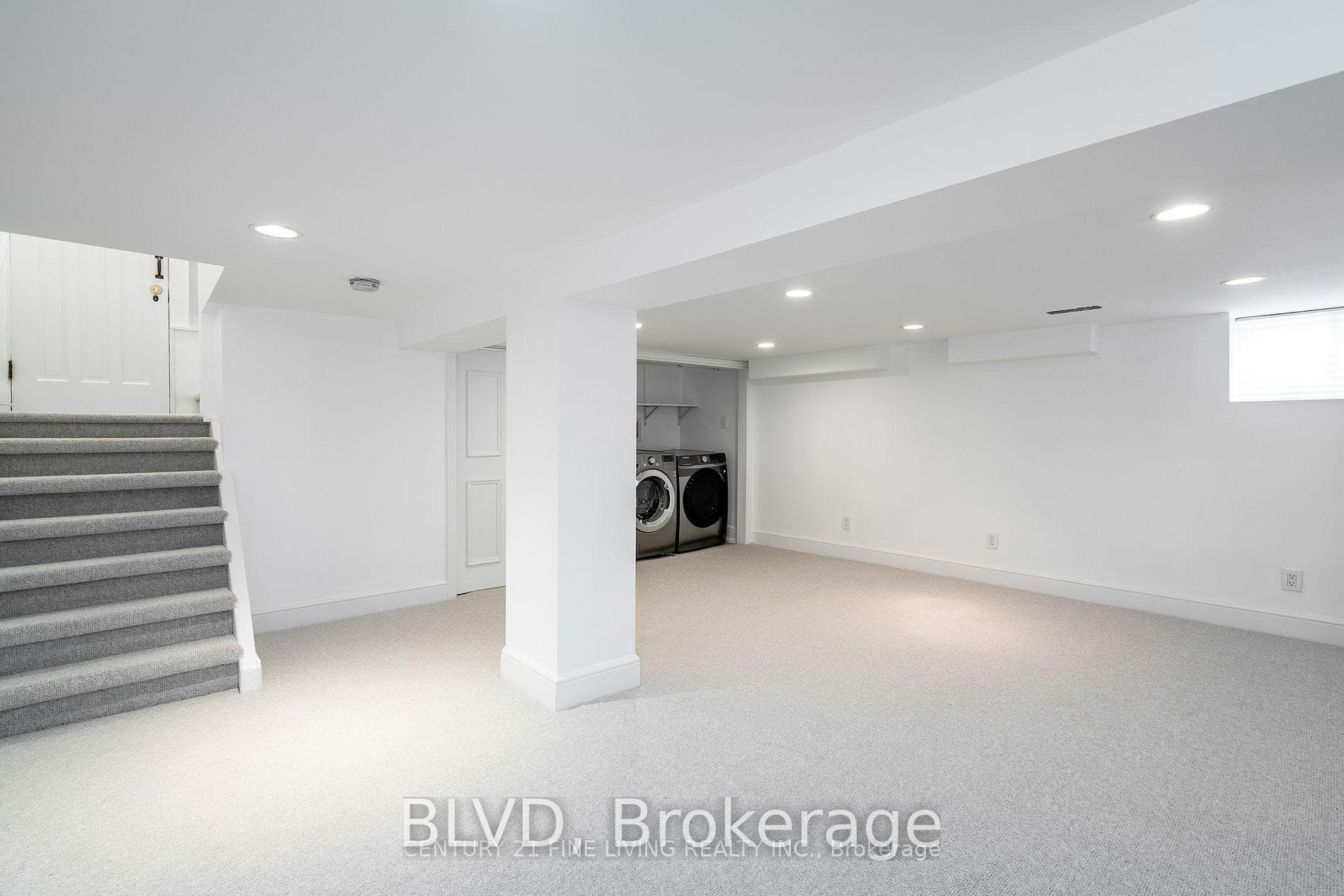 9 Maxwell Avenue photo 19