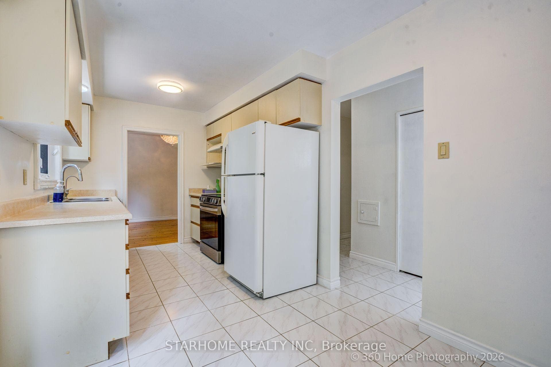 8 Shaughnessy Boulevard photo 12