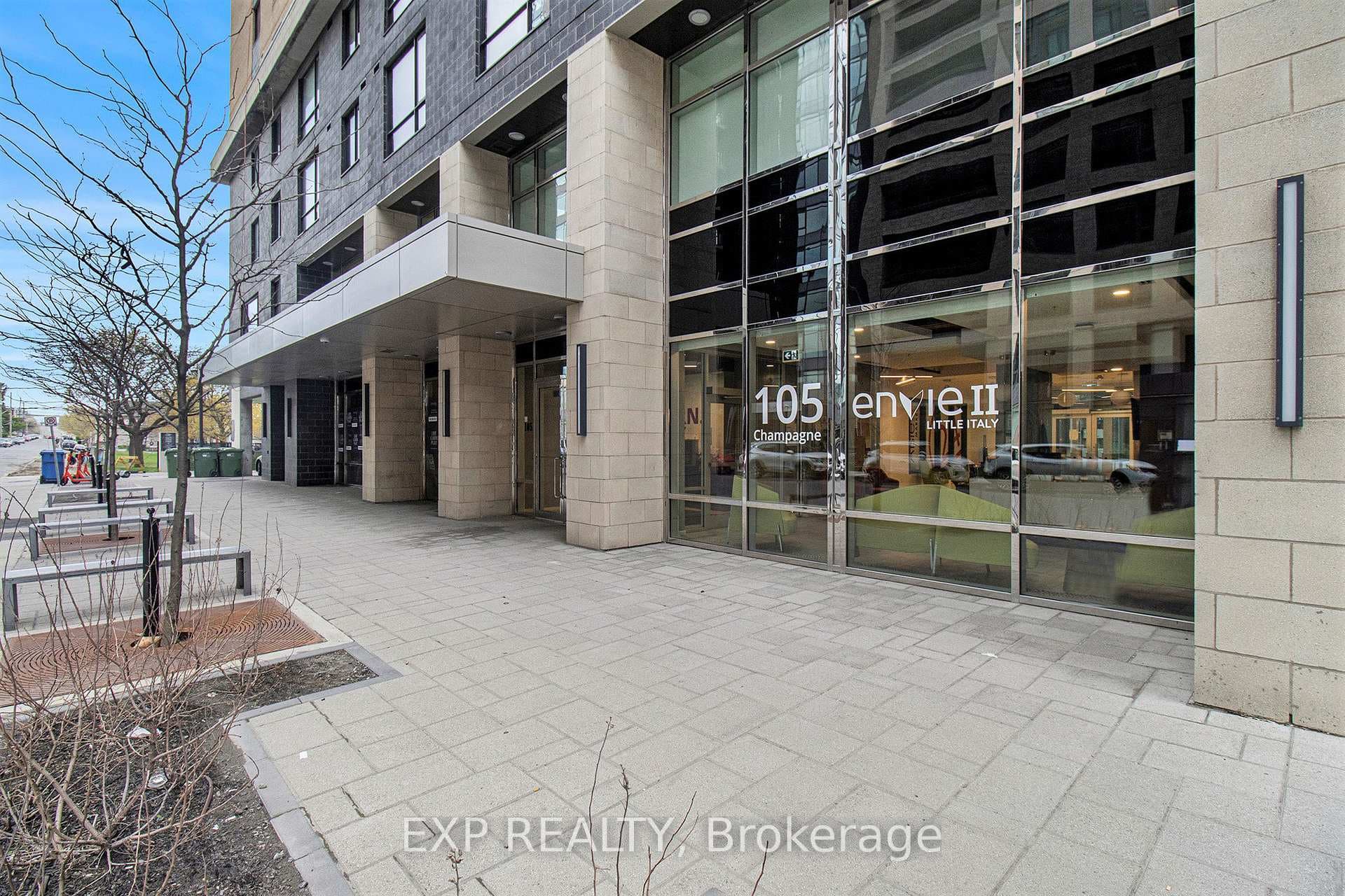 105 Champagne Avenue Unit 2208 photo 3