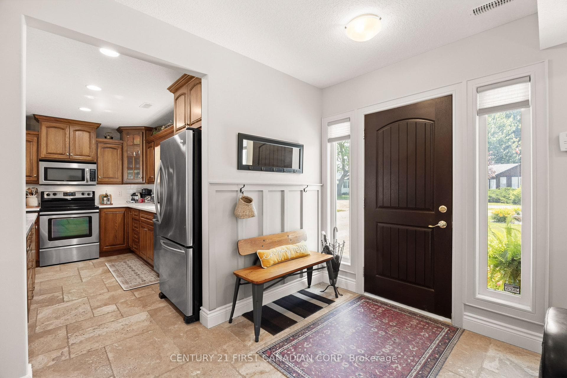 71257 Elizabeth Street photo 10