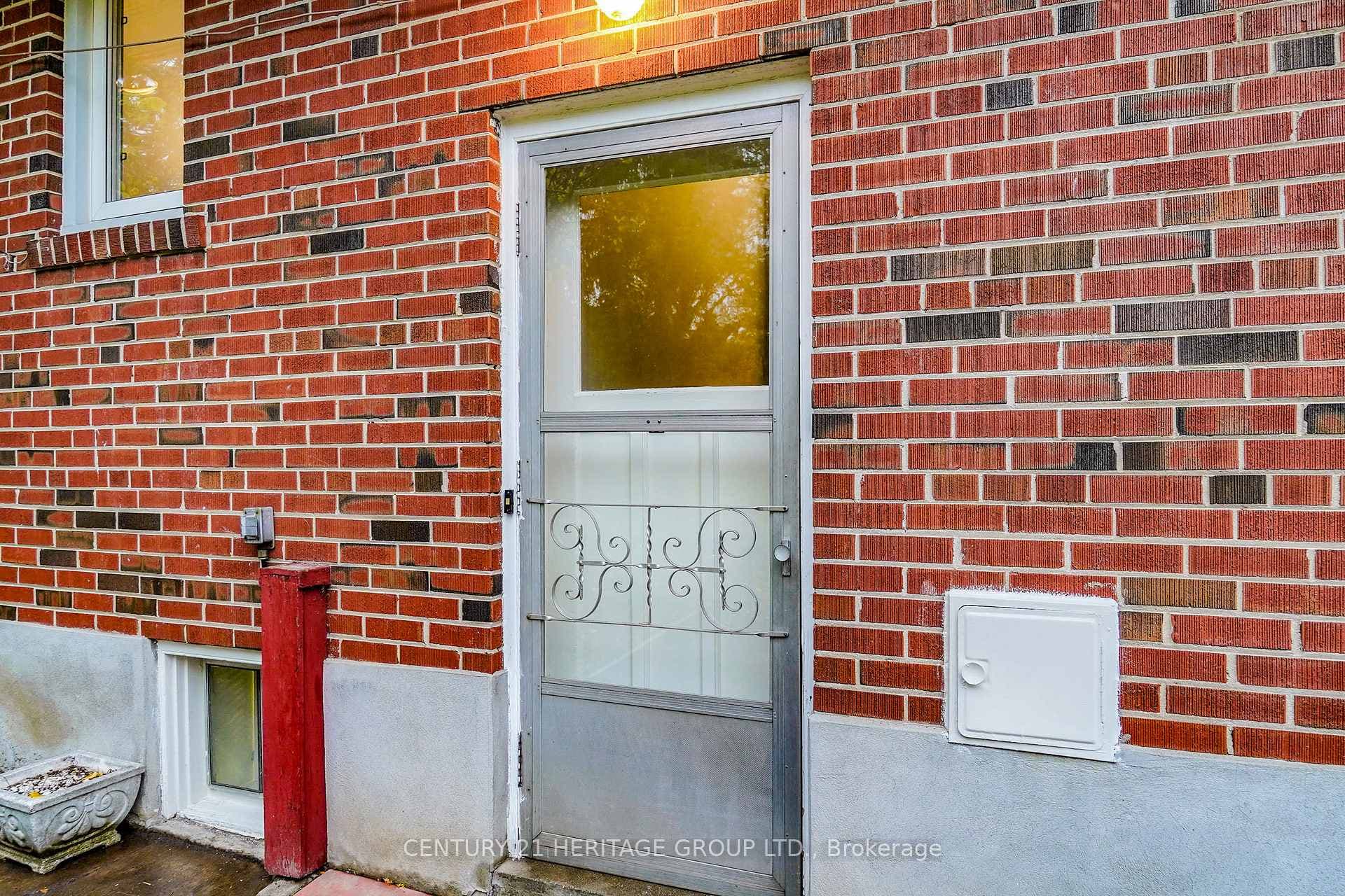 35 Caswell Drive photo 25