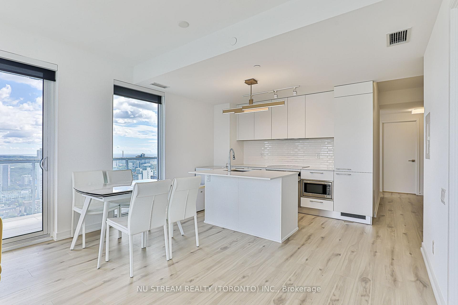 3 Gloucester Street Unit 4202 photo 13