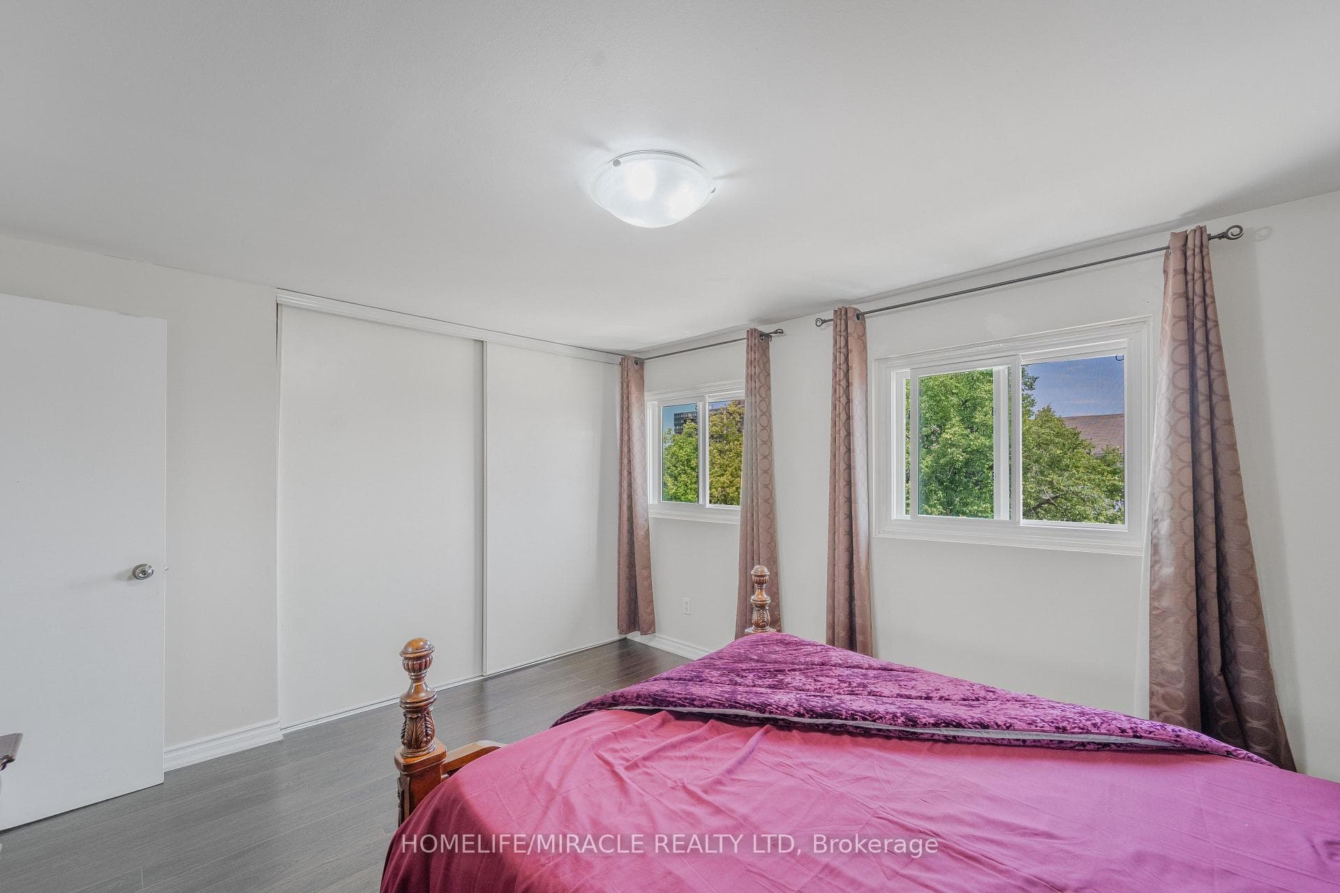 45 Lincoln Court photo 22