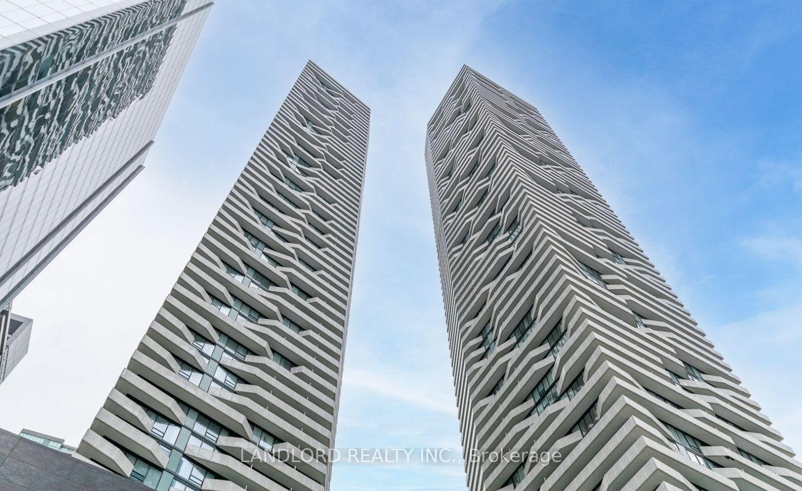 88 Harbour Street Unit 5509 photo 21