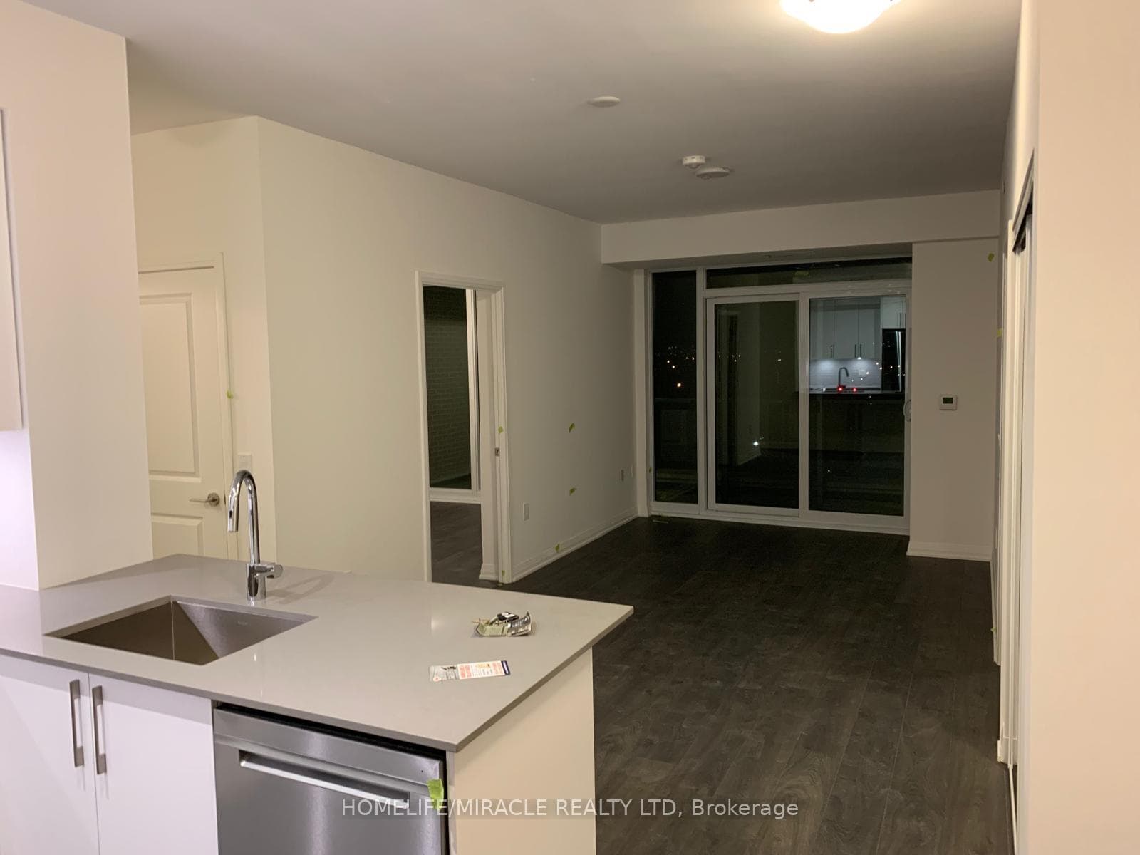 99 Eagle Rock Way Unit 510 photo 4