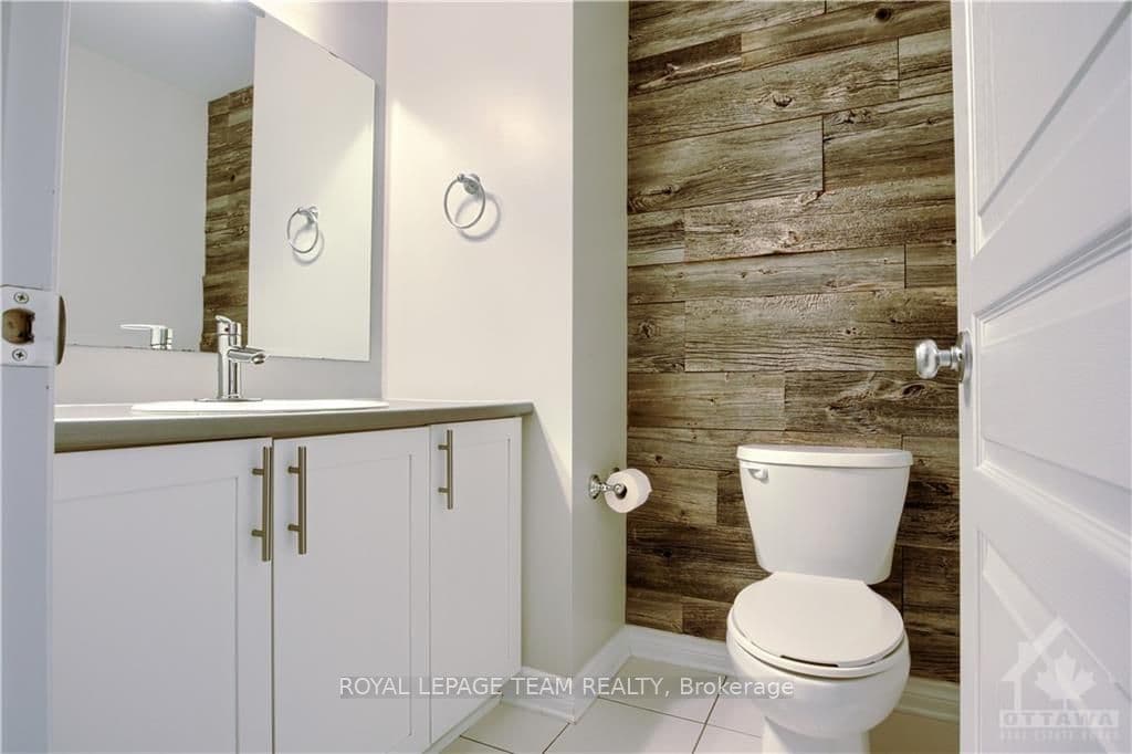 220 LEATHER LEAF Terrace photo 9
