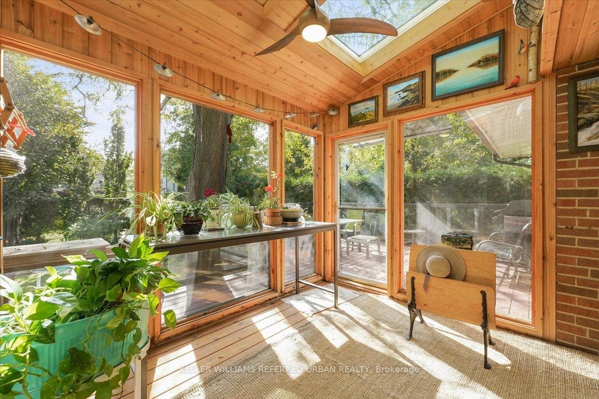 3 Season Sun Porch