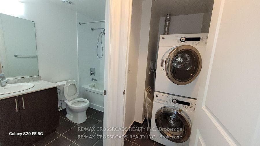 7171 Yonge Street Unit 710 photo 25