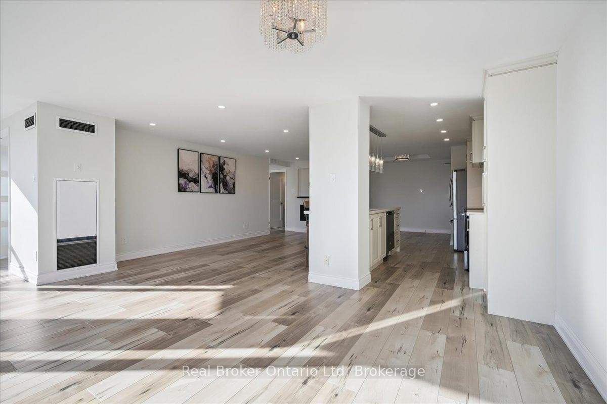 4460 Tucana Court Unit 1004 photo 18