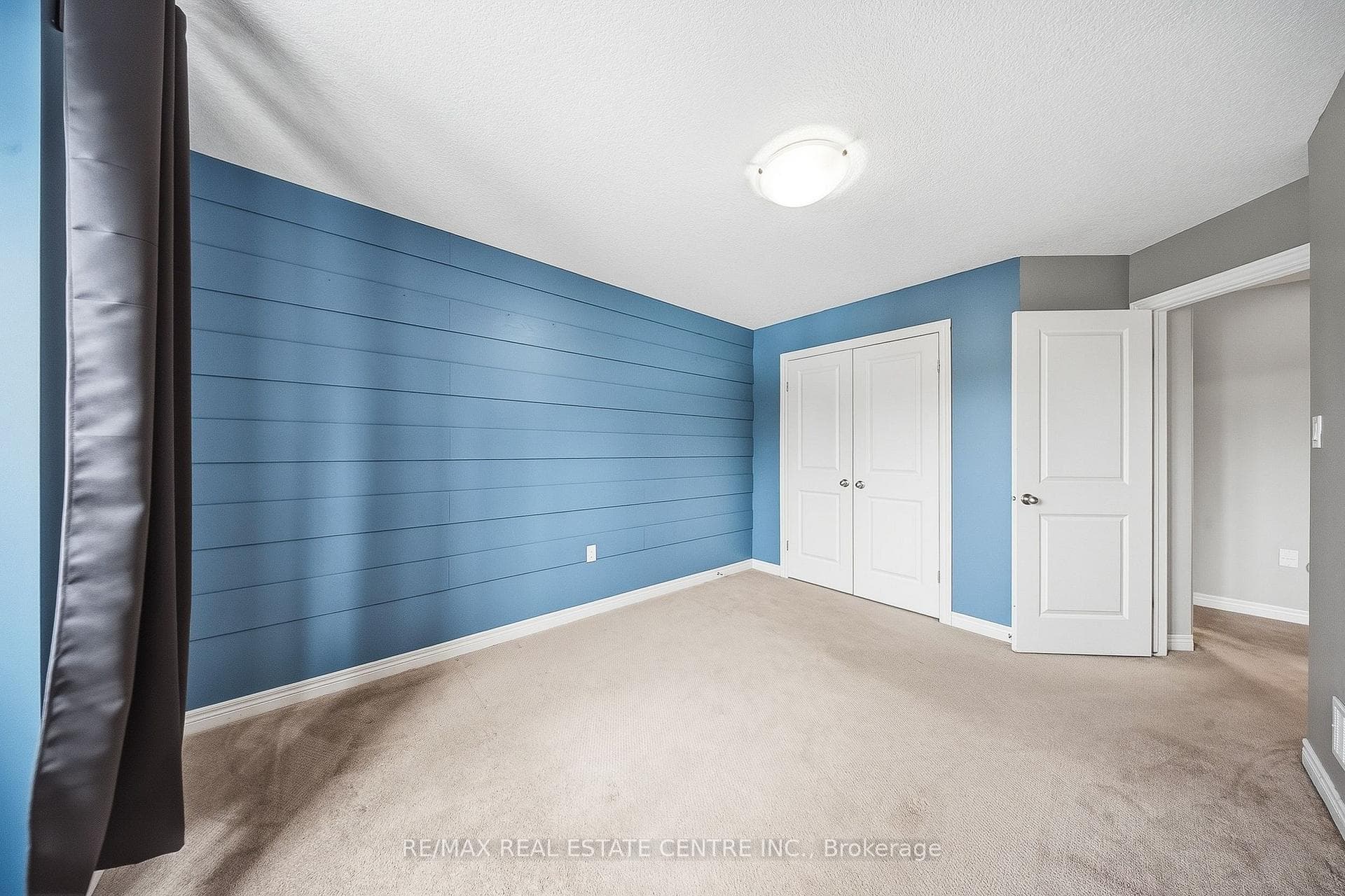 43 Kerman Avenue Unit 3 photo 34