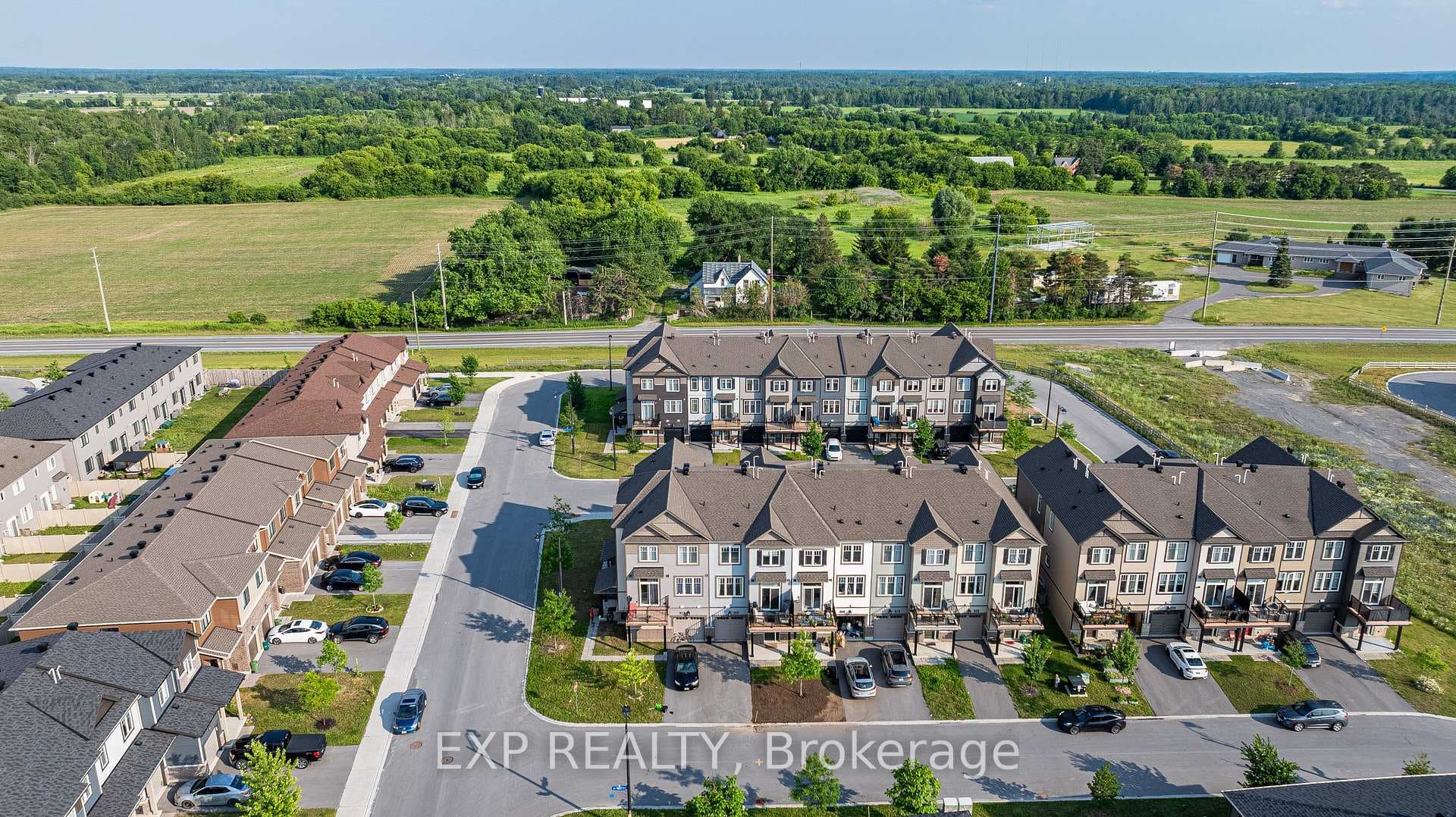 532 Aglish Mews photo 45