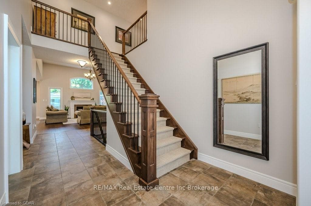 122 KORTRIGHT Road photo 18