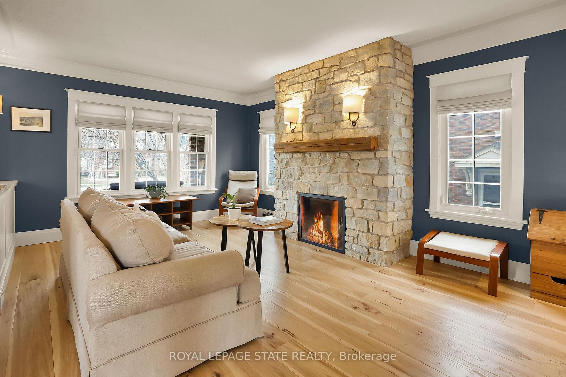3 Nelles Boulevard photo 6