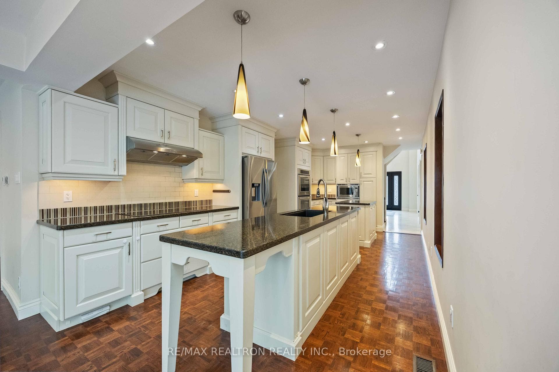 12 Donwoods Drive photo 13